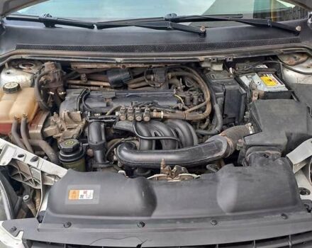 Серый Форд Фокус, объемом двигателя 1.4 л и пробегом 190 тыс. км за 5500 $, фото 5 на Automoto.ua