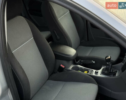 Сірий Форд Фокус, об'ємом двигуна 1.6 л та пробігом 270 тис. км за 5700 $, фото 9 на Automoto.ua