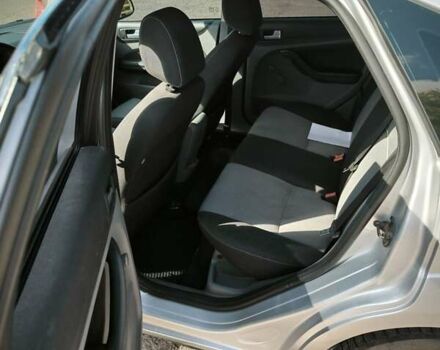 Серый Форд Фокус, объемом двигателя 1.6 л и пробегом 230 тыс. км за 5150 $, фото 4 на Automoto.ua