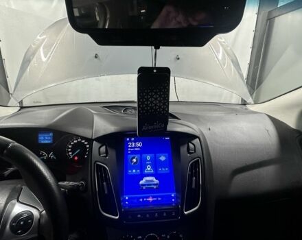 Сірий Форд Фокус, об'ємом двигуна 1.6 л та пробігом 151 тис. км за 6300 $, фото 2 на Automoto.ua