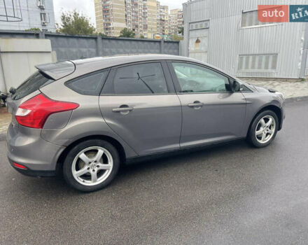 Сірий Форд Фокус, об'ємом двигуна 1.6 л та пробігом 271 тис. км за 6200 $, фото 2 на Automoto.ua