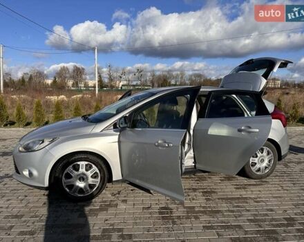 Серый Форд Фокус, объемом двигателя 1.56 л и пробегом 225 тыс. км за 8500 $, фото 3 на Automoto.ua