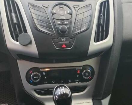 Серый Форд Фокус, объемом двигателя 1.6 л и пробегом 250 тыс. км за 6650 $, фото 19 на Automoto.ua