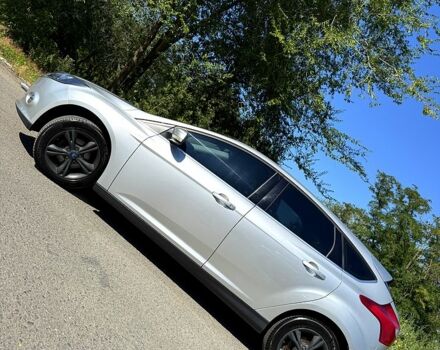 Сірий Форд Фокус, об'ємом двигуна 1.6 л та пробігом 239 тис. км за 8000 $, фото 1 на Automoto.ua