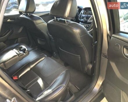 Серый Форд Фокус, объемом двигателя 2 л и пробегом 225 тыс. км за 5900 $, фото 16 на Automoto.ua