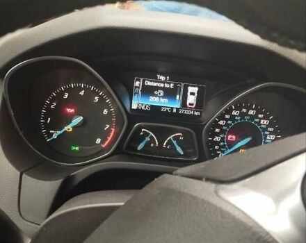 Серый Форд Фокус, объемом двигателя 2 л и пробегом 273 тыс. км за 7000 $, фото 4 на Automoto.ua