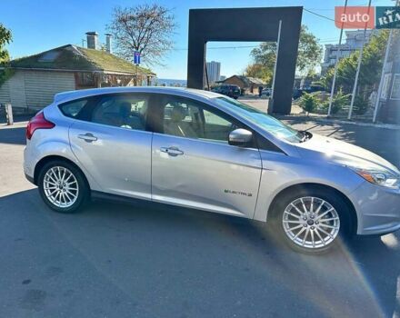 Форд Фокус 2012 у Одесі на Automoto.ua Сірий Форд Фокус, об'ємом двигуна 0 л та пробігом 75 тис. км за 6900 $, фото 4 на Automoto.ua