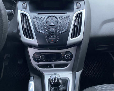 Серый Форд Фокус, объемом двигателя 1.6 л и пробегом 178 тыс. км за 7600 $, фото 25 на Automoto.ua