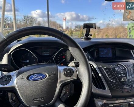 Серый Форд Фокус, объемом двигателя 1.56 л и пробегом 225 тыс. км за 8500 $, фото 13 на Automoto.ua