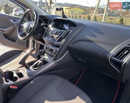 Серый Форд Фокус, объемом двигателя 1.56 л и пробегом 225 тыс. км за 8500 $, фото 9 на Automoto.ua