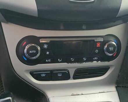 Серый Форд Фокус, объемом двигателя 1.6 л и пробегом 250 тыс. км за 6650 $, фото 24 на Automoto.ua