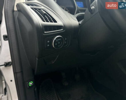 Сірий Форд Фокус, об'ємом двигуна 1.6 л та пробігом 249 тис. км за 7400 $, фото 13 на Automoto.ua