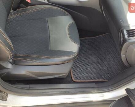 Сірий Форд Фокус, об'ємом двигуна 1.6 л та пробігом 249 тис. км за 6900 $, фото 34 на Automoto.ua