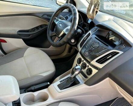 Сірий Форд Фокус, об'ємом двигуна 2 л та пробігом 214 тис. км за 7700 $, фото 11 на Automoto.ua