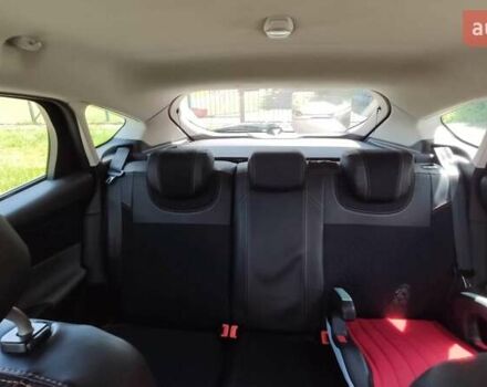 Сірий Форд Фокус, об'ємом двигуна 1.6 л та пробігом 249 тис. км за 6900 $, фото 14 на Automoto.ua