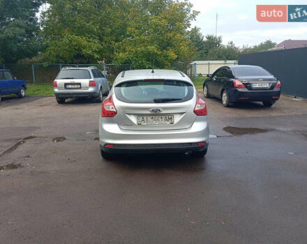 Серый Форд Фокус, объемом двигателя 1.6 л и пробегом 339 тыс. км за 5100 $, фото 5 на Automoto.ua