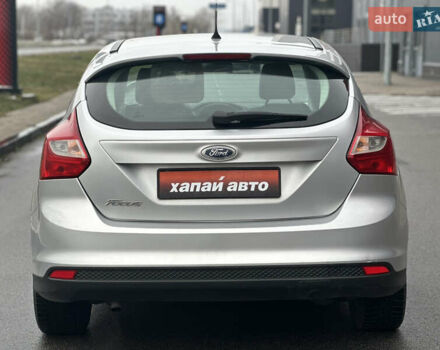 Сірий Форд Фокус, об'ємом двигуна 1.6 л та пробігом 249 тис. км за 7400 $, фото 4 на Automoto.ua