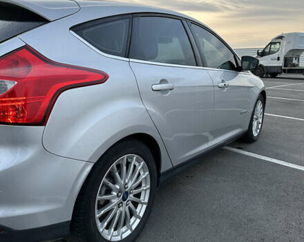 Серый Форд Фокус, объемом двигателя 0 л и пробегом 87 тыс. км за 8200 $, фото 8 на Automoto.ua