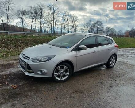 Сірий Форд Фокус, об'ємом двигуна 1 л та пробігом 136 тис. км за 7000 $, фото 4 на Automoto.ua