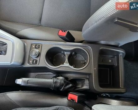 Сірий Форд Фокус, об'ємом двигуна 1.6 л та пробігом 130 тис. км за 9350 $, фото 37 на Automoto.ua