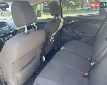 Серый Форд Фокус, объемом двигателя 1.56 л и пробегом 222 тыс. км за 8750 $, фото 17 на Automoto.ua