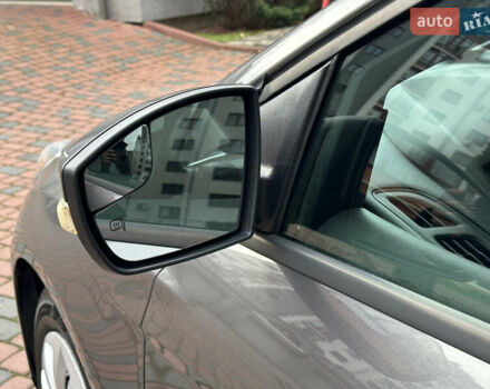 Серый Форд Фокус, объемом двигателя 2 л и пробегом 178 тыс. км за 6450 $, фото 120 на Automoto.ua