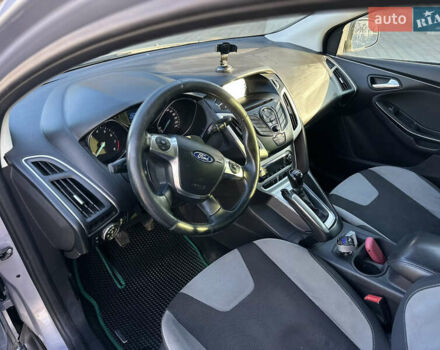 Сірий Форд Фокус, об'ємом двигуна 1 л та пробігом 186 тис. км за 5800 $, фото 3 на Automoto.ua