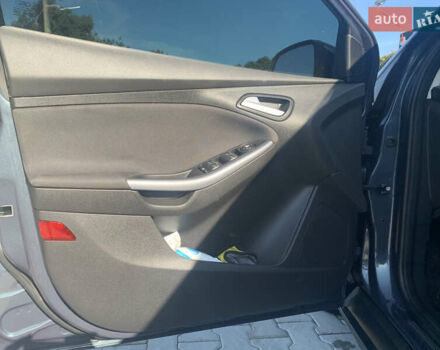 Серый Форд Фокус, объемом двигателя 1.56 л и пробегом 222 тыс. км за 8750 $, фото 14 на Automoto.ua