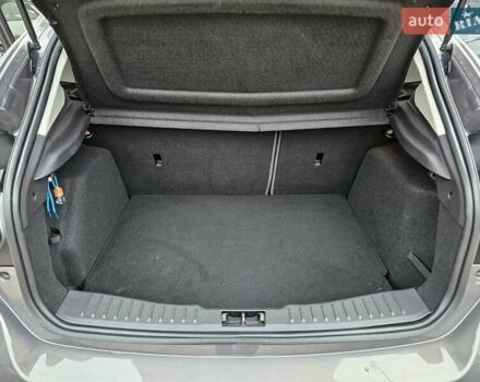 Серый Форд Фокус, объемом двигателя 1 л и пробегом 80 тыс. км за 7900 $, фото 16 на Automoto.ua