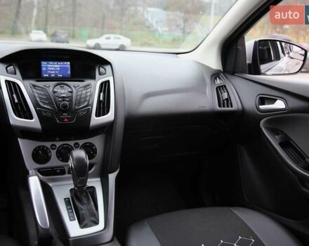 Сірий Форд Фокус, об'ємом двигуна 2 л та пробігом 163 тис. км за 7600 $, фото 13 на Automoto.ua