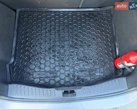 Серый Форд Фокус, объемом двигателя 1.6 л и пробегом 88 тыс. км за 8700 $, фото 8 на Automoto.ua