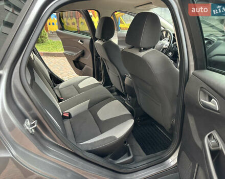 Серый Форд Фокус, объемом двигателя 2 л и пробегом 178 тыс. км за 6450 $, фото 36 на Automoto.ua