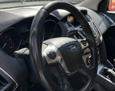 Форд Фокус 2013 у Києві на Automoto.ua Сірий Форд Фокус, об'ємом двигуна 1 л та пробігом 169 тис. км за 6700 $, фото 14 на Automoto.ua