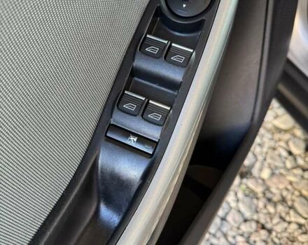 Сірий Форд Фокус, об'ємом двигуна 1.6 л та пробігом 130 тис. км за 9350 $, фото 20 на Automoto.ua