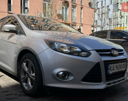 Форд Фокус 2013 у Києві на Automoto.ua Сірий Форд Фокус, об'ємом двигуна 1 л та пробігом 169 тис. км за 6700 $, фото 3 на Automoto.ua