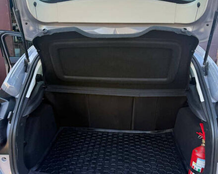 Серый Форд Фокус, объемом двигателя 1.6 л и пробегом 88 тыс. км за 8700 $, фото 7 на Automoto.ua