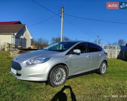 Серый Форд Фокус, объемом двигателя 0 л и пробегом 93 тыс. км за 7300 $, фото 2 на Automoto.ua