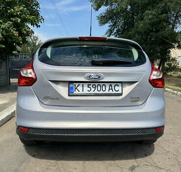 Серый Форд Фокус, объемом двигателя 1 л и пробегом 190 тыс. км за 6950 $, фото 6 на Automoto.ua