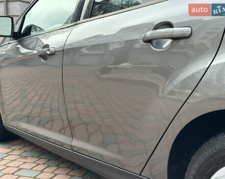 Серый Форд Фокус, объемом двигателя 2 л и пробегом 178 тыс. км за 6450 $, фото 138 на Automoto.ua