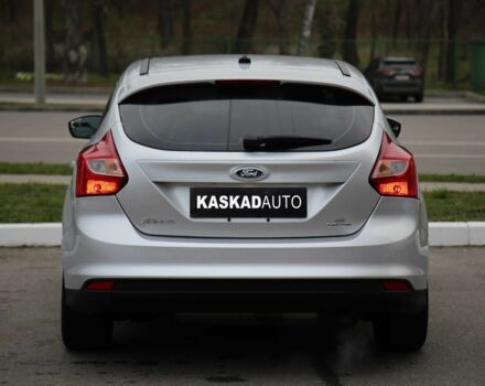 Сірий Форд Фокус, об'ємом двигуна 2 л та пробігом 163 тис. км за 7600 $, фото 4 на Automoto.ua
