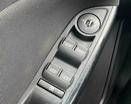 Сірий Форд Фокус, об'ємом двигуна 1.6 л та пробігом 199 тис. км за 6490 $, фото 20 на Automoto.ua