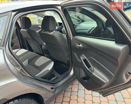 Серый Форд Фокус, объемом двигателя 2 л и пробегом 178 тыс. км за 6450 $, фото 37 на Automoto.ua