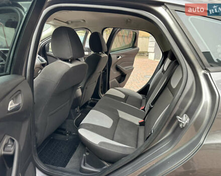 Серый Форд Фокус, объемом двигателя 2 л и пробегом 178 тыс. км за 6450 $, фото 44 на Automoto.ua