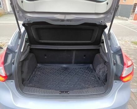 Форд Фокус 2013 у Ирпене на Automoto.ua Сірий Форд Фокус, об'ємом двигуна 1 л та пробігом 156 тис. км за 8200 $, фото 11 на Automoto.ua