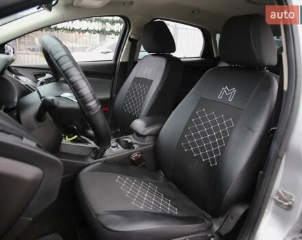 Сірий Форд Фокус, об'ємом двигуна 2 л та пробігом 163 тис. км за 7600 $, фото 6 на Automoto.ua