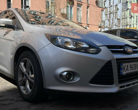 Форд Фокус 2013 у Києві на Automoto.ua Сірий Форд Фокус, об'ємом двигуна 1 л та пробігом 169 тис. км за 6700 $, фото 6 на Automoto.ua