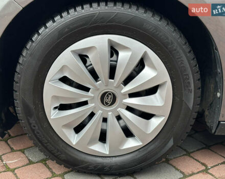 Серый Форд Фокус, объемом двигателя 2 л и пробегом 178 тыс. км за 6450 $, фото 109 на Automoto.ua