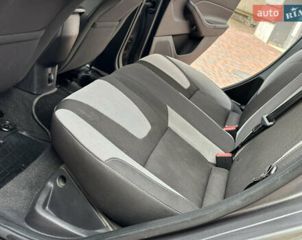 Серый Форд Фокус, объемом двигателя 2 л и пробегом 178 тыс. км за 6450 $, фото 41 на Automoto.ua