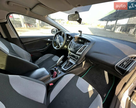 Сірий Форд Фокус, об'ємом двигуна 1 л та пробігом 186 тис. км за 5800 $, фото 6 на Automoto.ua