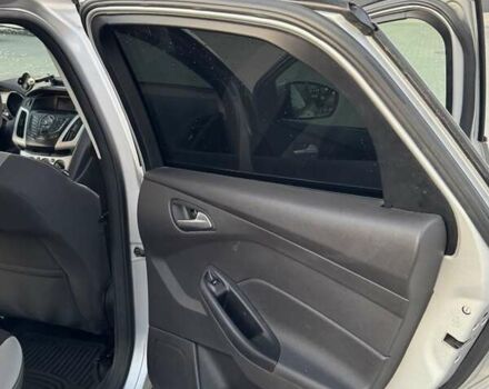 Форд Фокус 2013 у Львові на Automoto.ua Сірий Форд Фокус, об'ємом двигуна 2 л та пробігом 128 тис. км за 8000 $, фото 27 на Automoto.ua